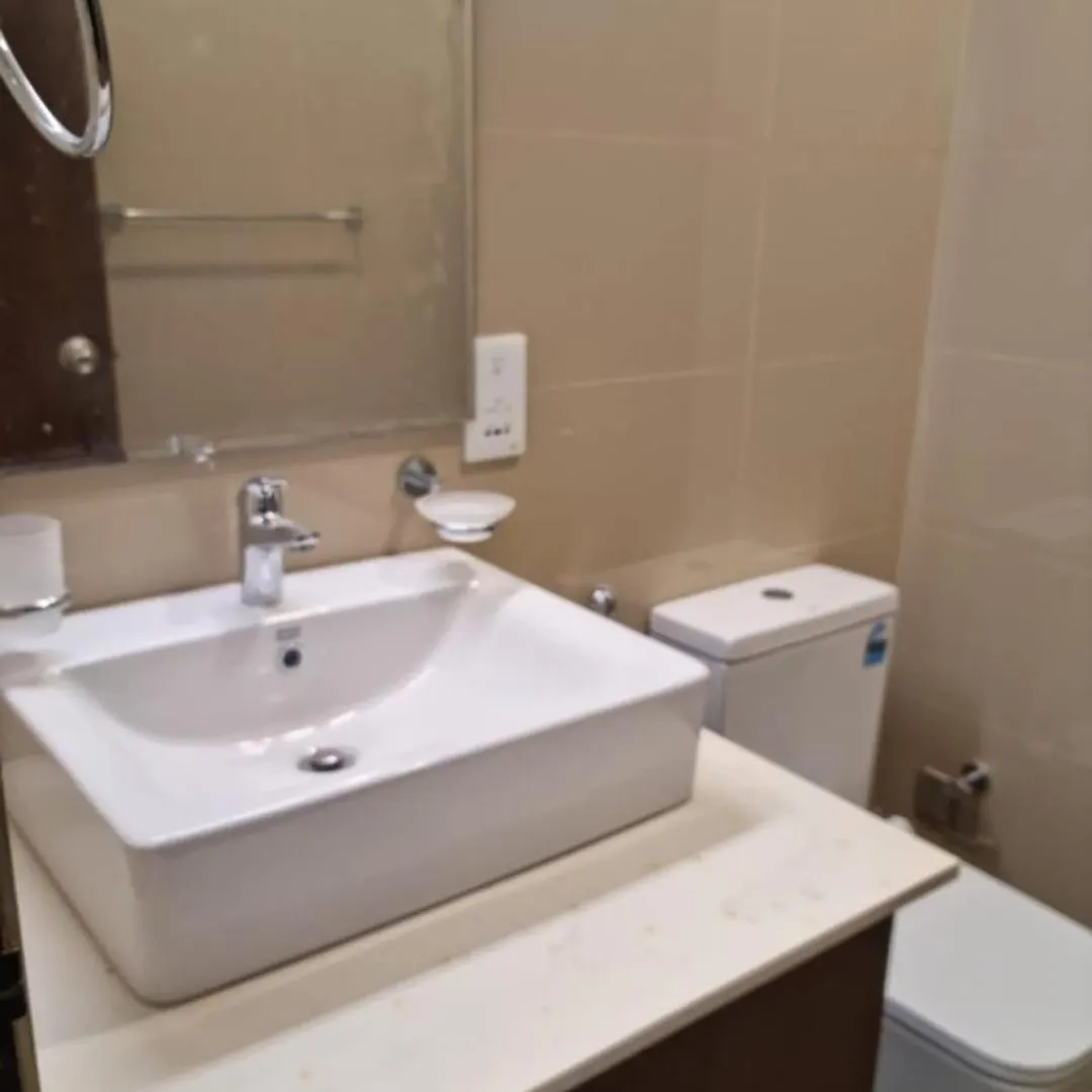 Ocean Breeze Negombo - Alandra Apartment