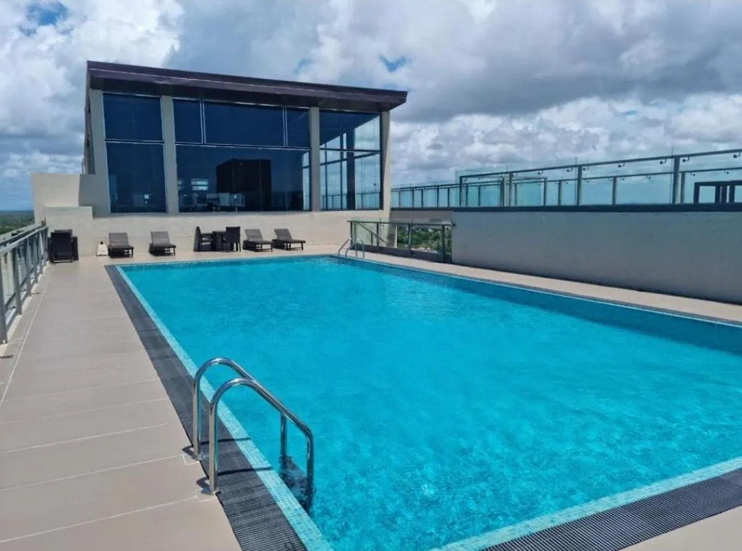 Ocean Breeze Negombo - Alandra Apartment
