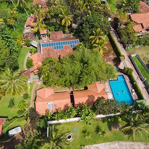  Villa Shade